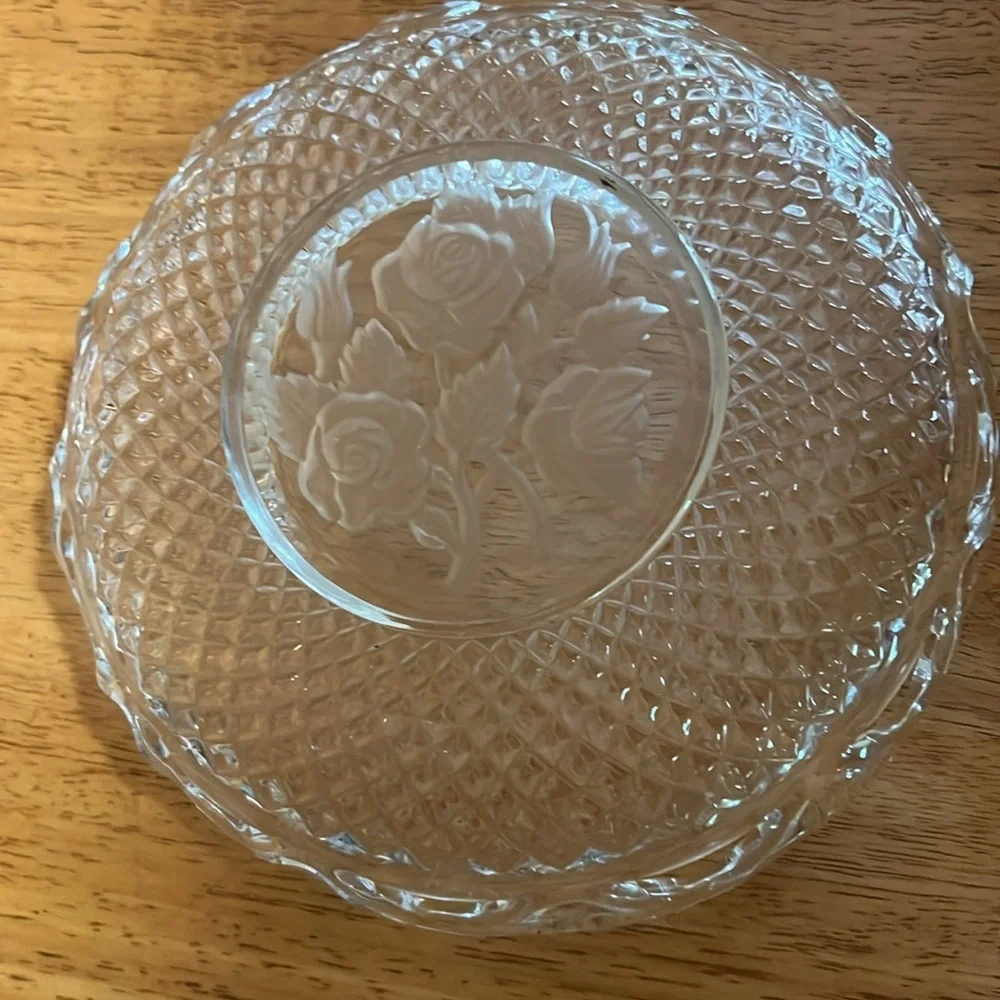 Vintage IMPERIAL GLASS Laced Rim Frosted Intaglio Rose Pressed Diamond Pattern